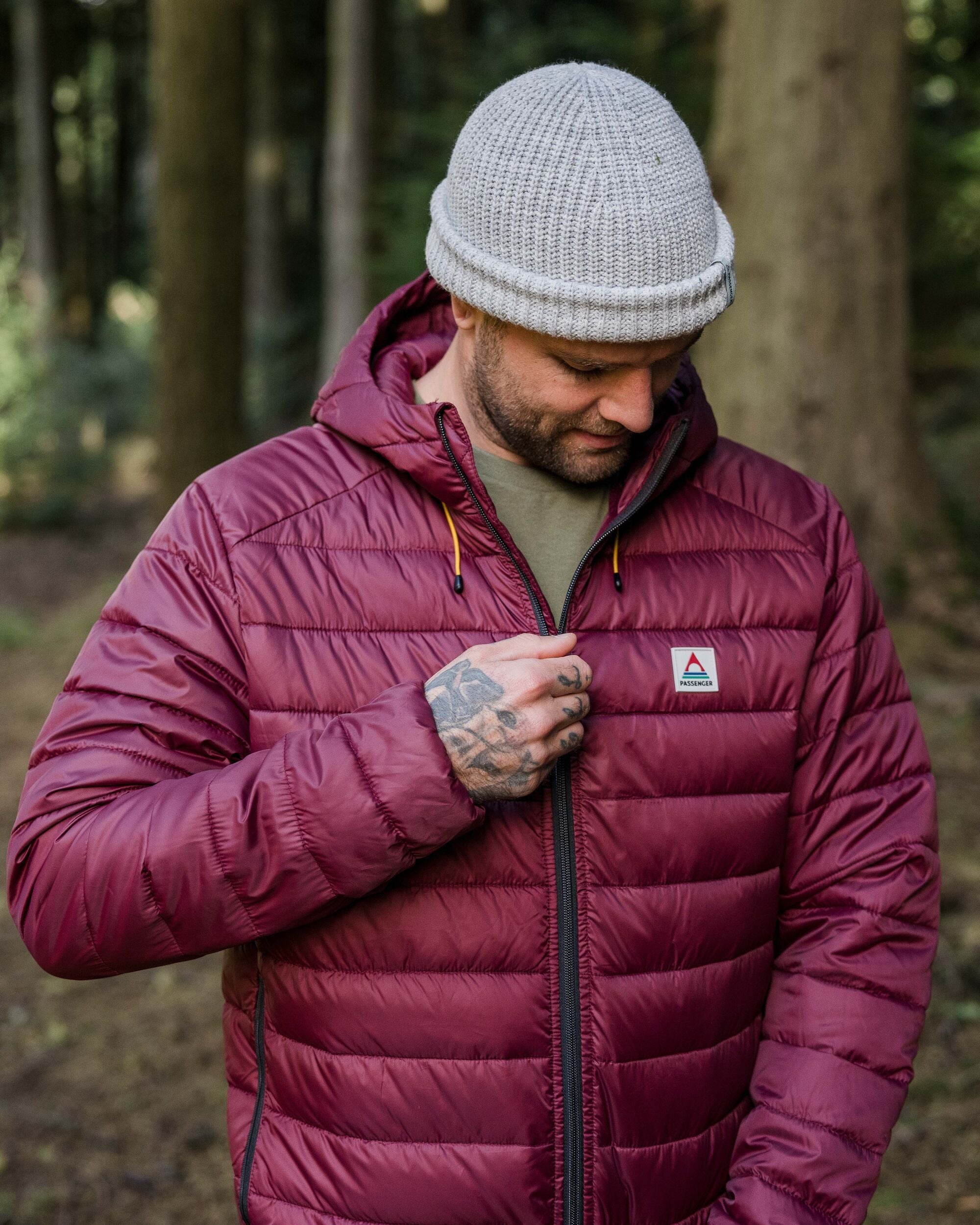 Mens insulated clearance jacket with hood