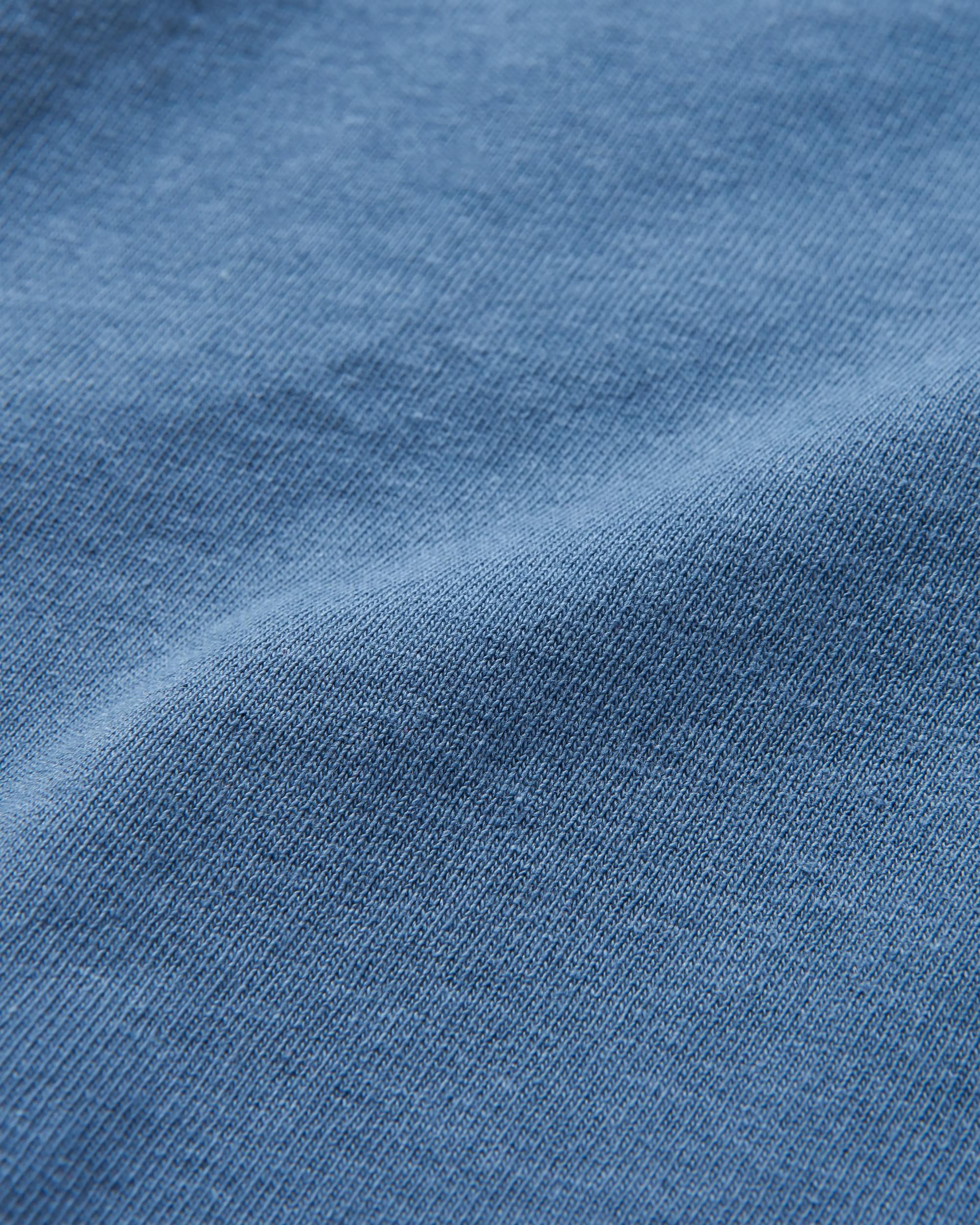 Kaufman Indigo Denim 10 Oz Washed Bleach Indigo | Indigo fabric, Fabric  textures, Denim fabric