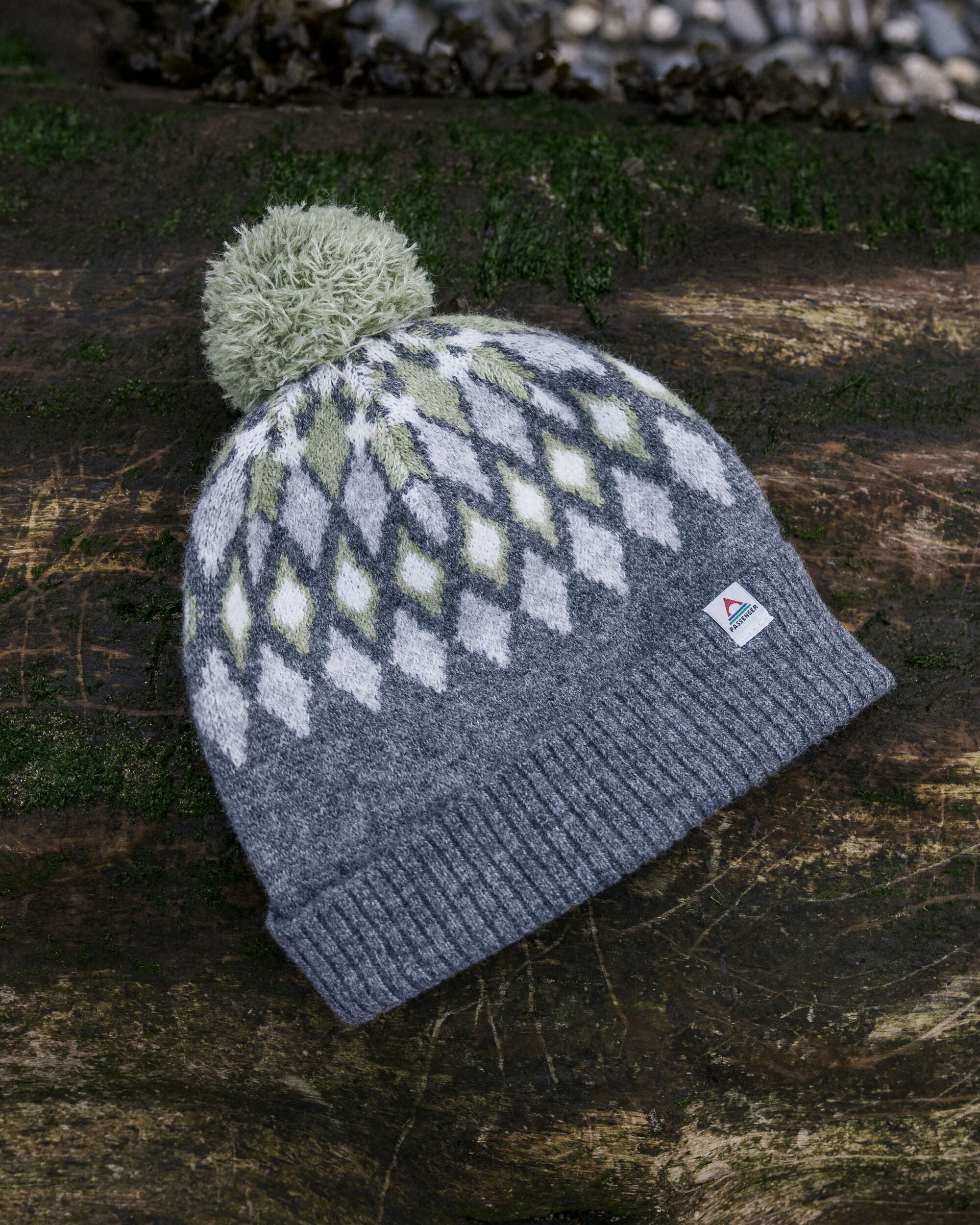 Grey store wooly hat