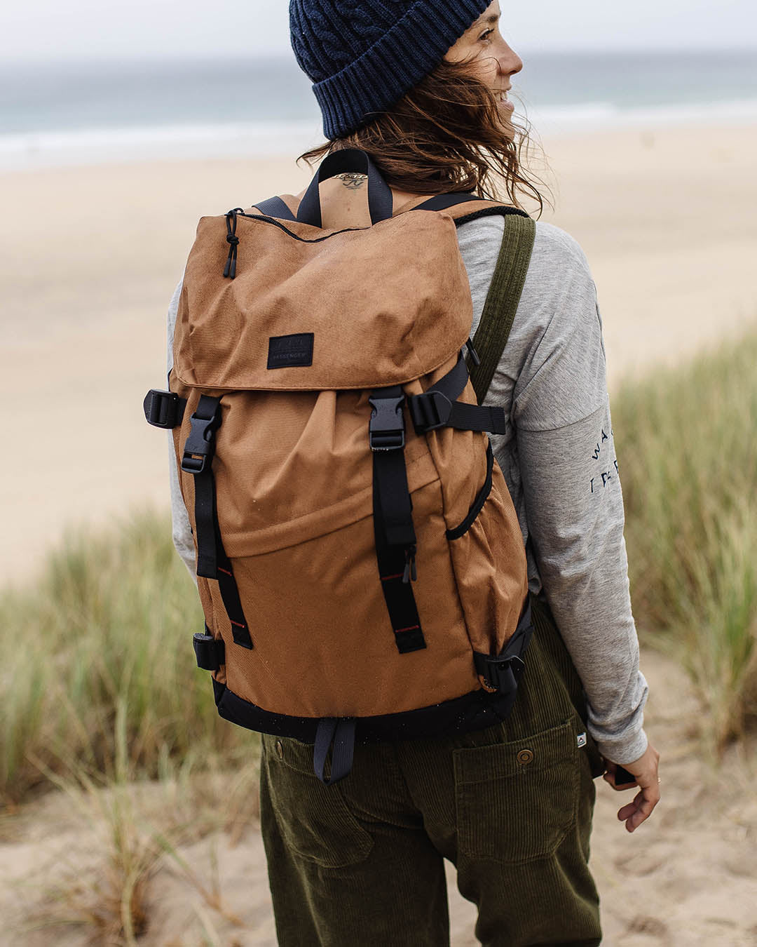 Womens_Boondocker Recycled 26L Backpack - Golden Brown