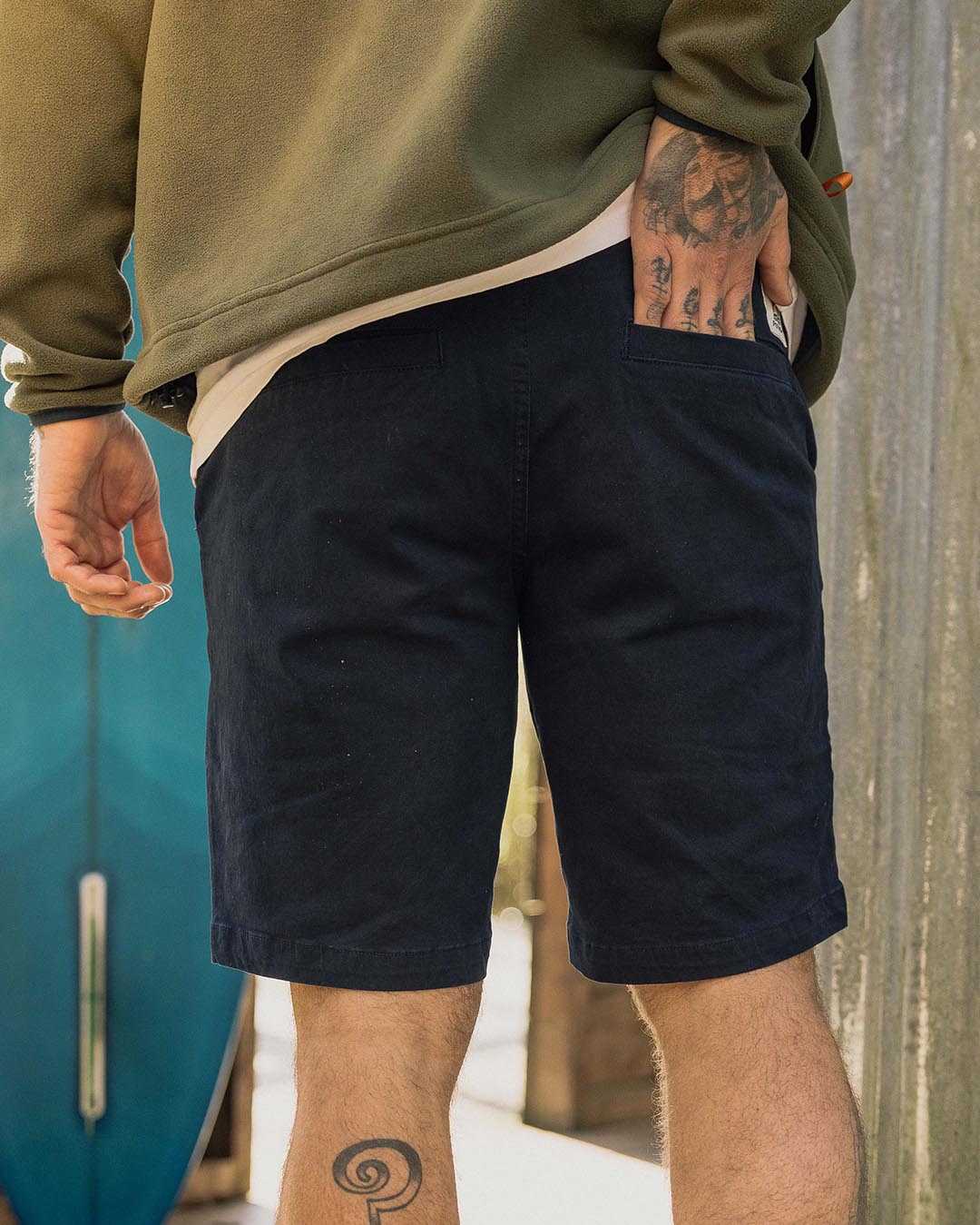 Shorts with deep on sale pockets